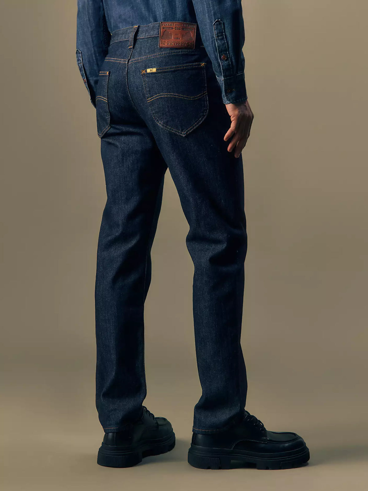 JEANS REGULAR TAPERED FIT IN COTONE BLU SCURO