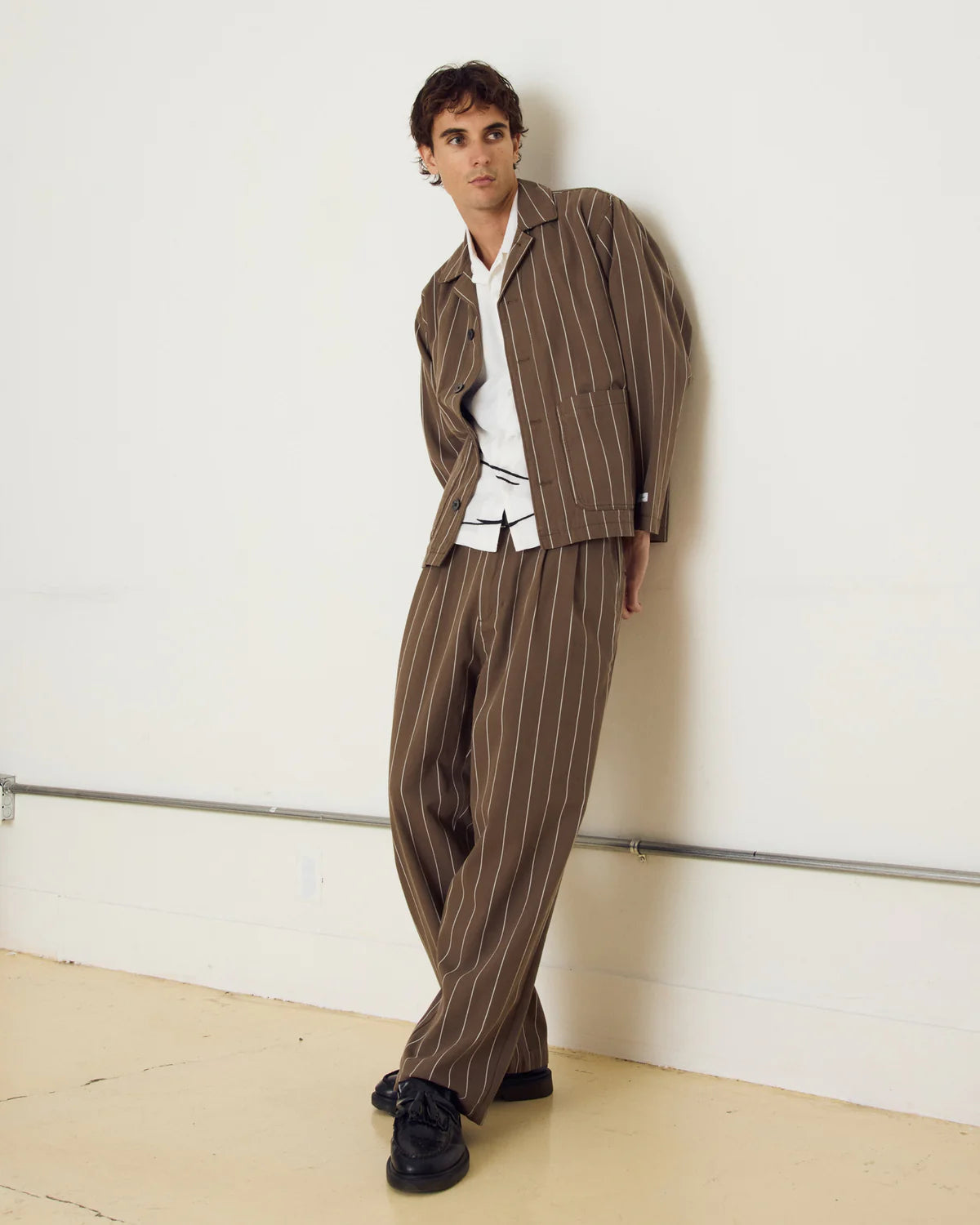 PANTALONE A STRISCE IN COTONE MARRONE