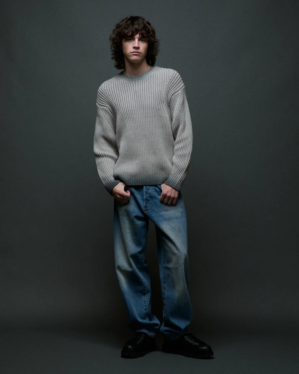 MAGLIONE A COSTE IN COTONE GRIGIO FADED WASH