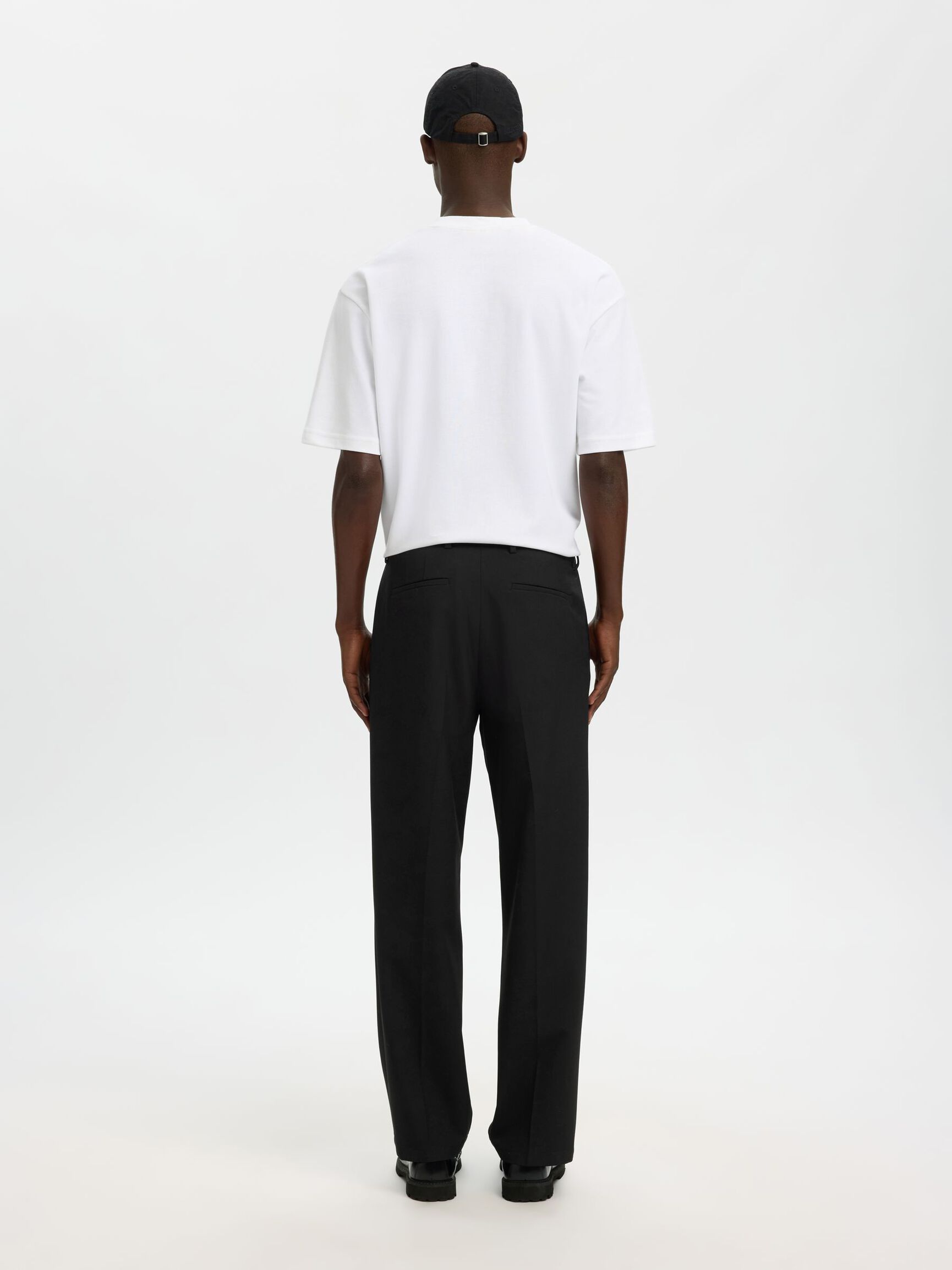 PANTALONI LOOSE FIT NERI