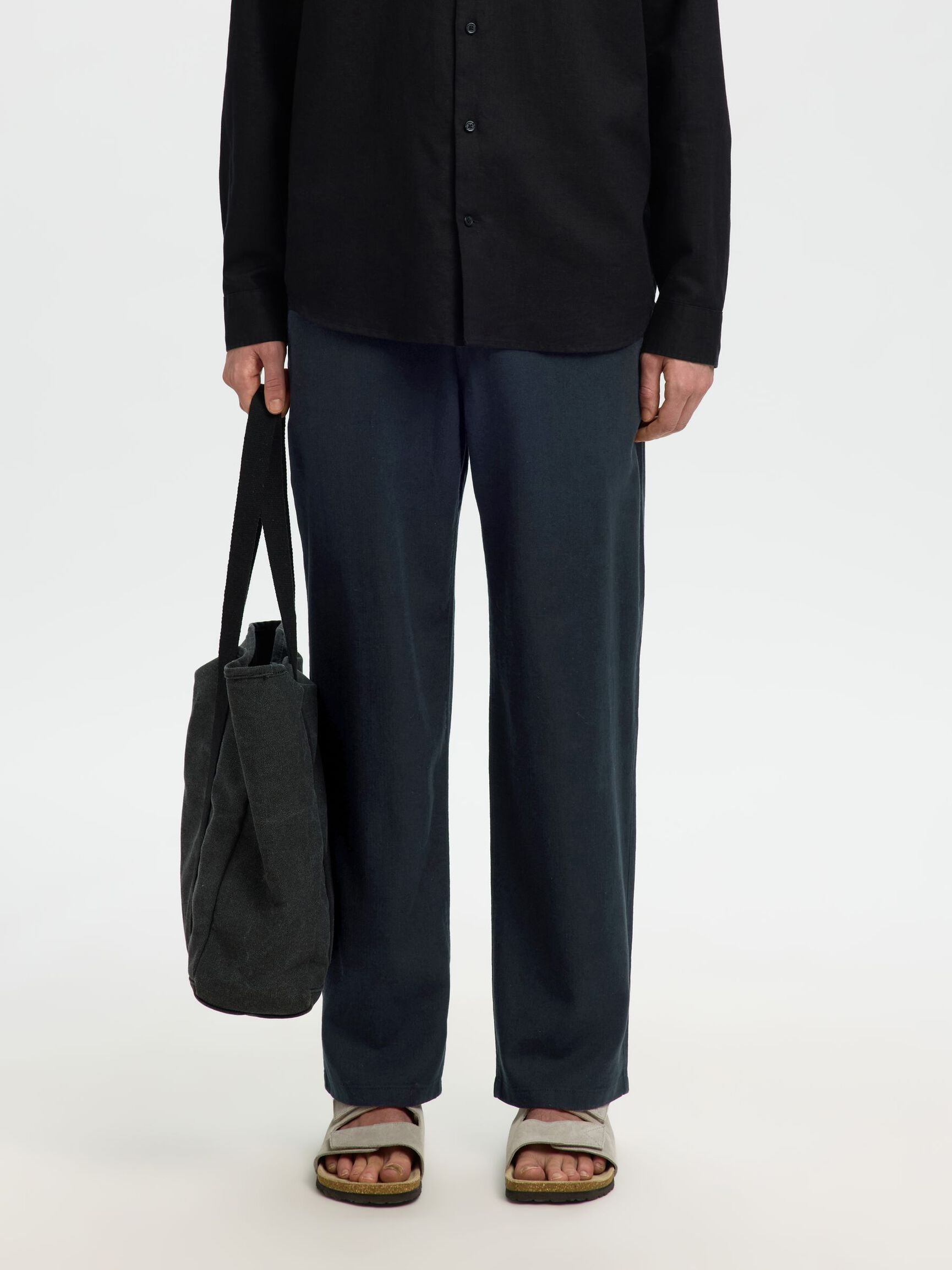 PANTALONI LOOSE FIT IN MISTO LINO NERI