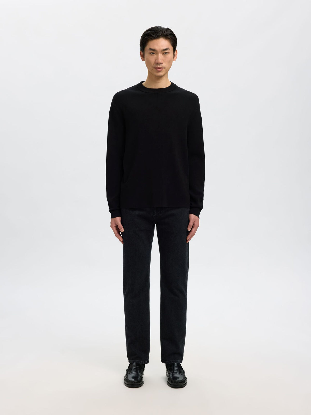 MAGLIONE GIROCOLLO RELAXED FIT NERO