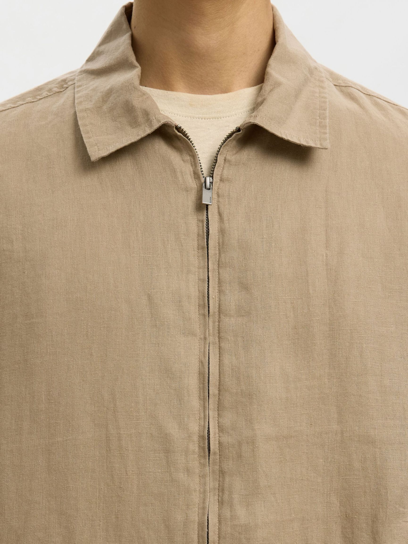 GIACCA IN LINO CON ZIP MARRONE