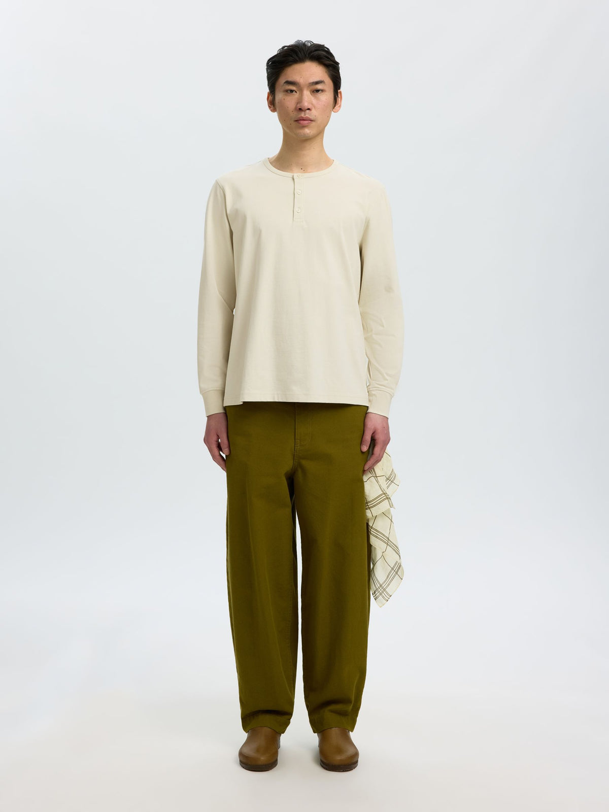 MAGLIA A MANICHE LUNGHE IN COTONE GRIGIO CHIARO