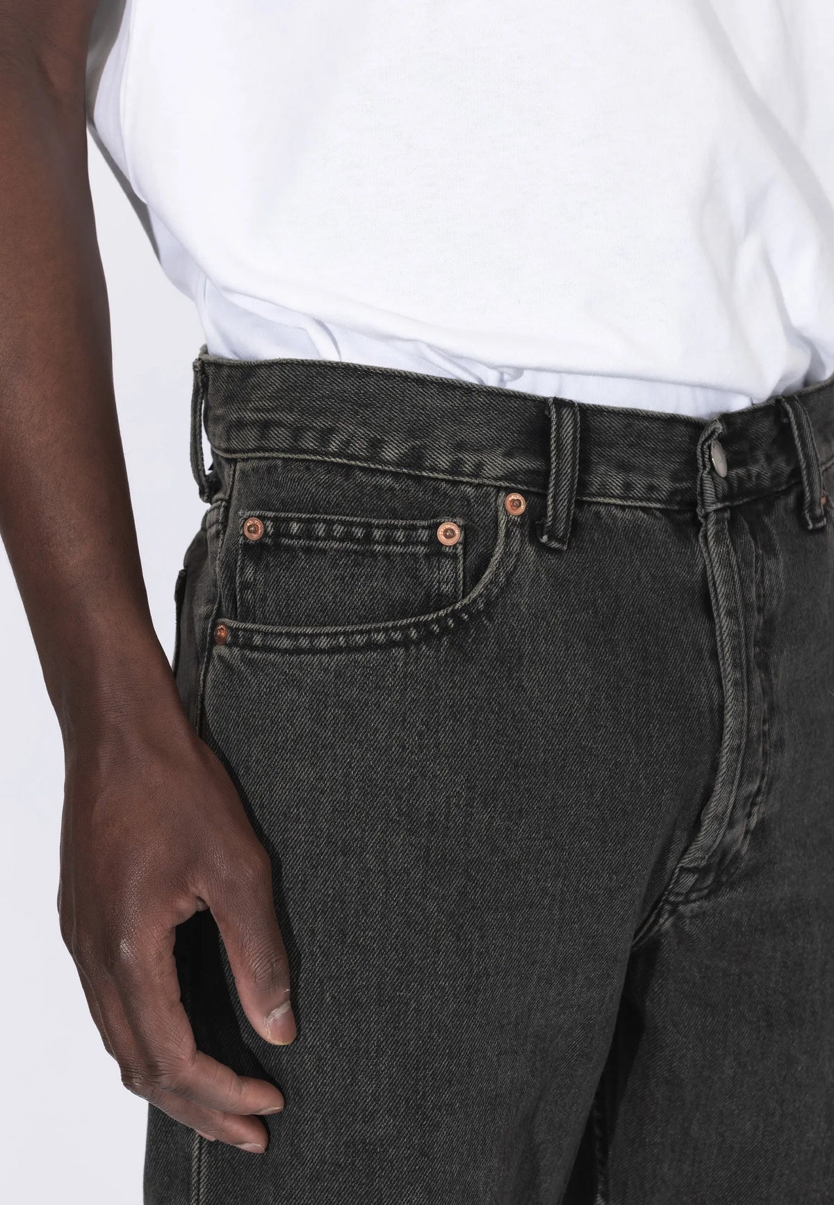 JEANS REGULAR FIT IN COTONE NERO AGED
