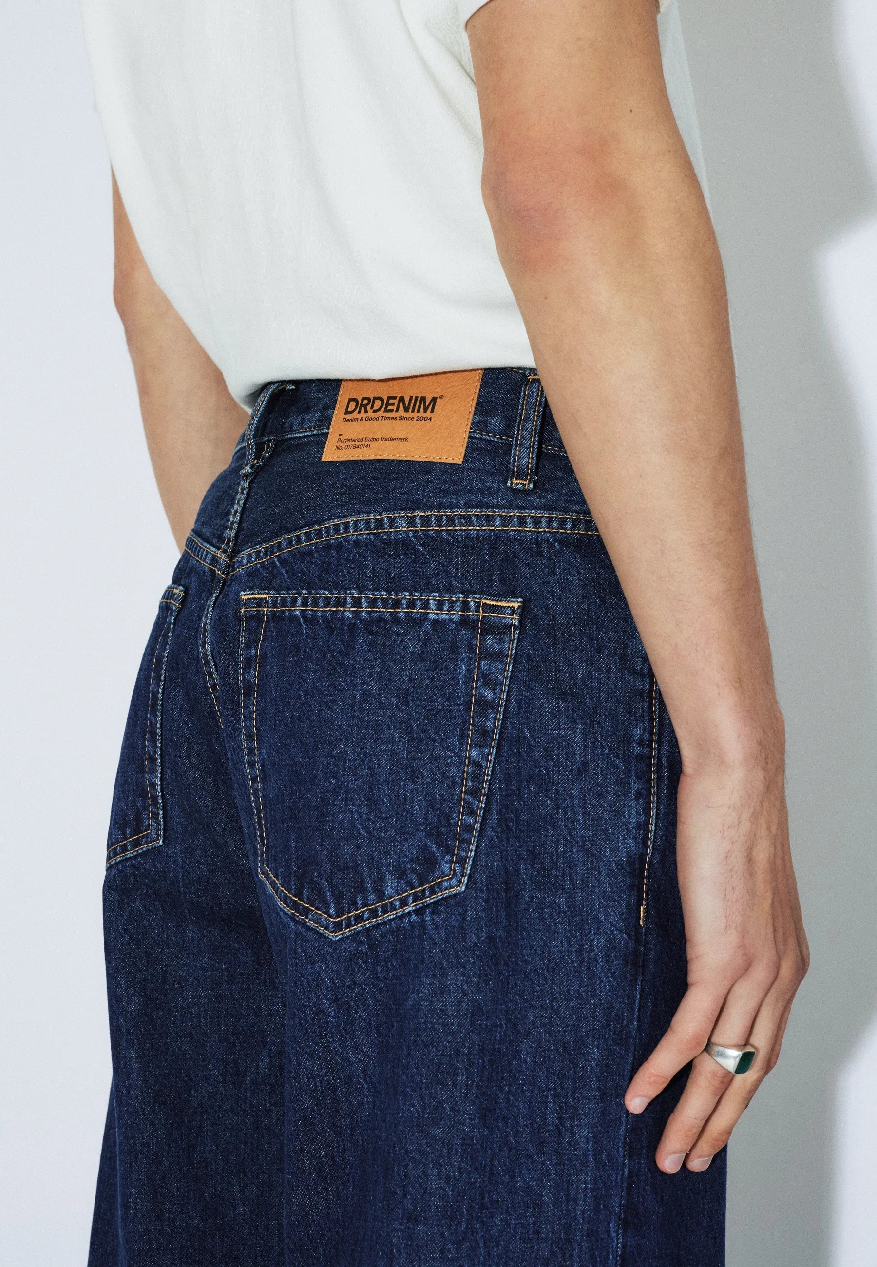 JEANS BAGGY FIT IN COTONE BLU SCURO RETRÒ