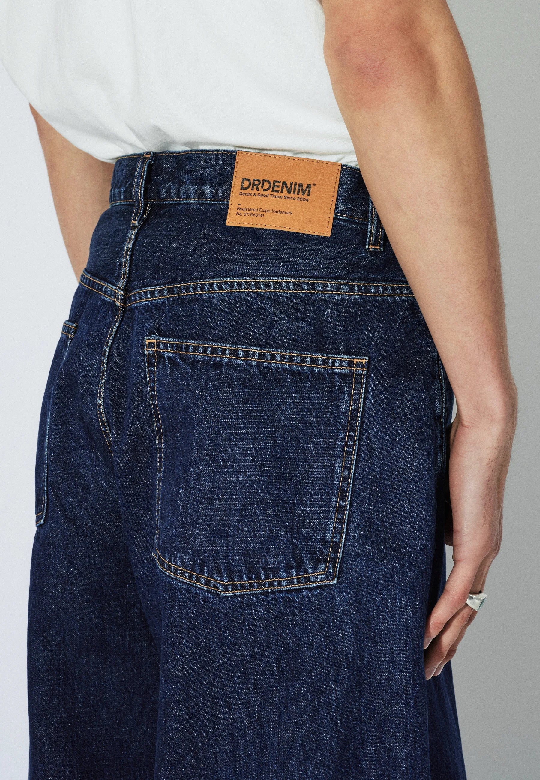 SHORTS BAGGY FIT IN COTONE BLU SCURO RETRÒ