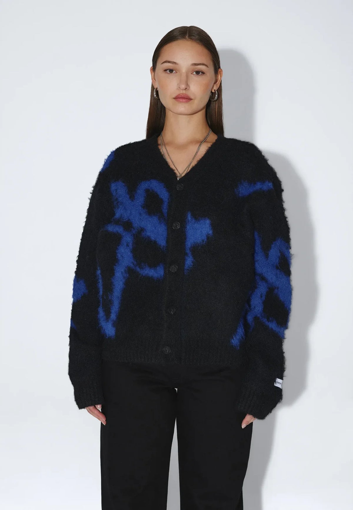 CARDIGAN IN LANA JACQUARD NERO E BLU