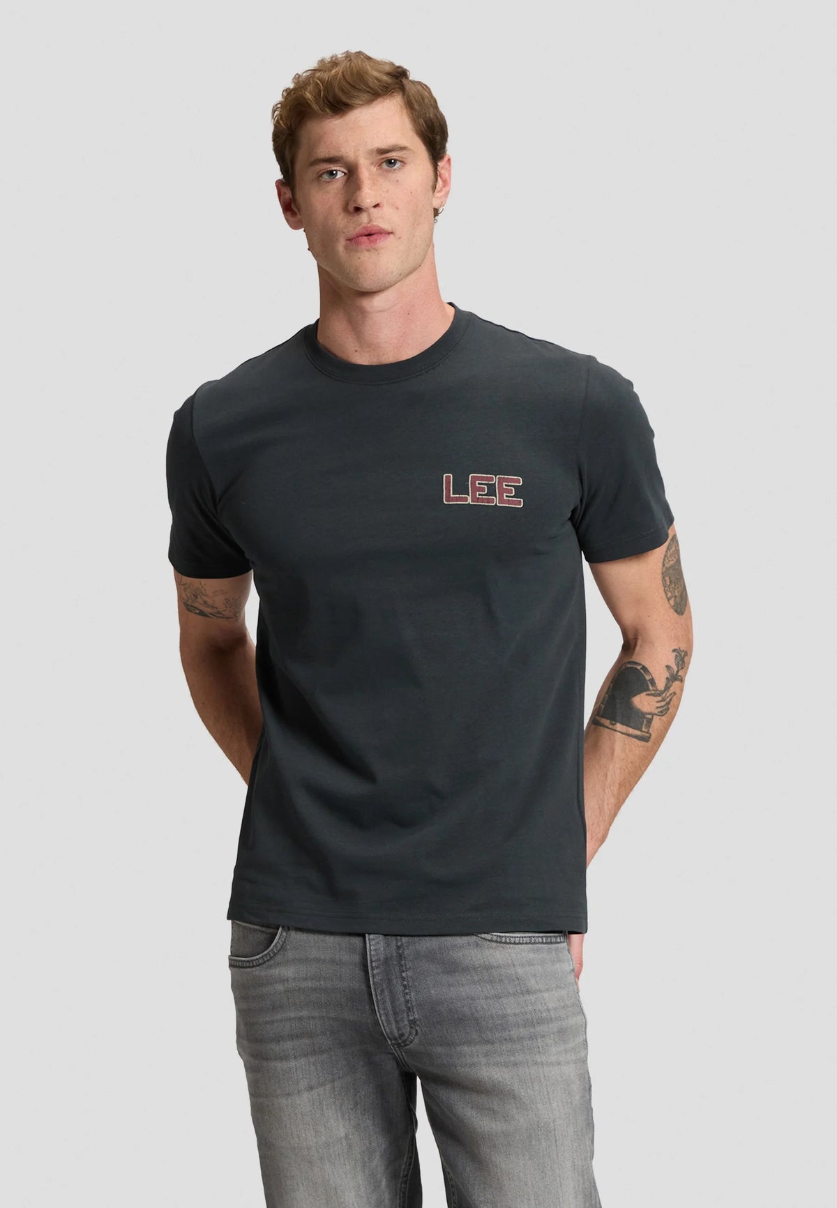 T-SHIRT REGULAR FIT IN COTONE NERO WASHED