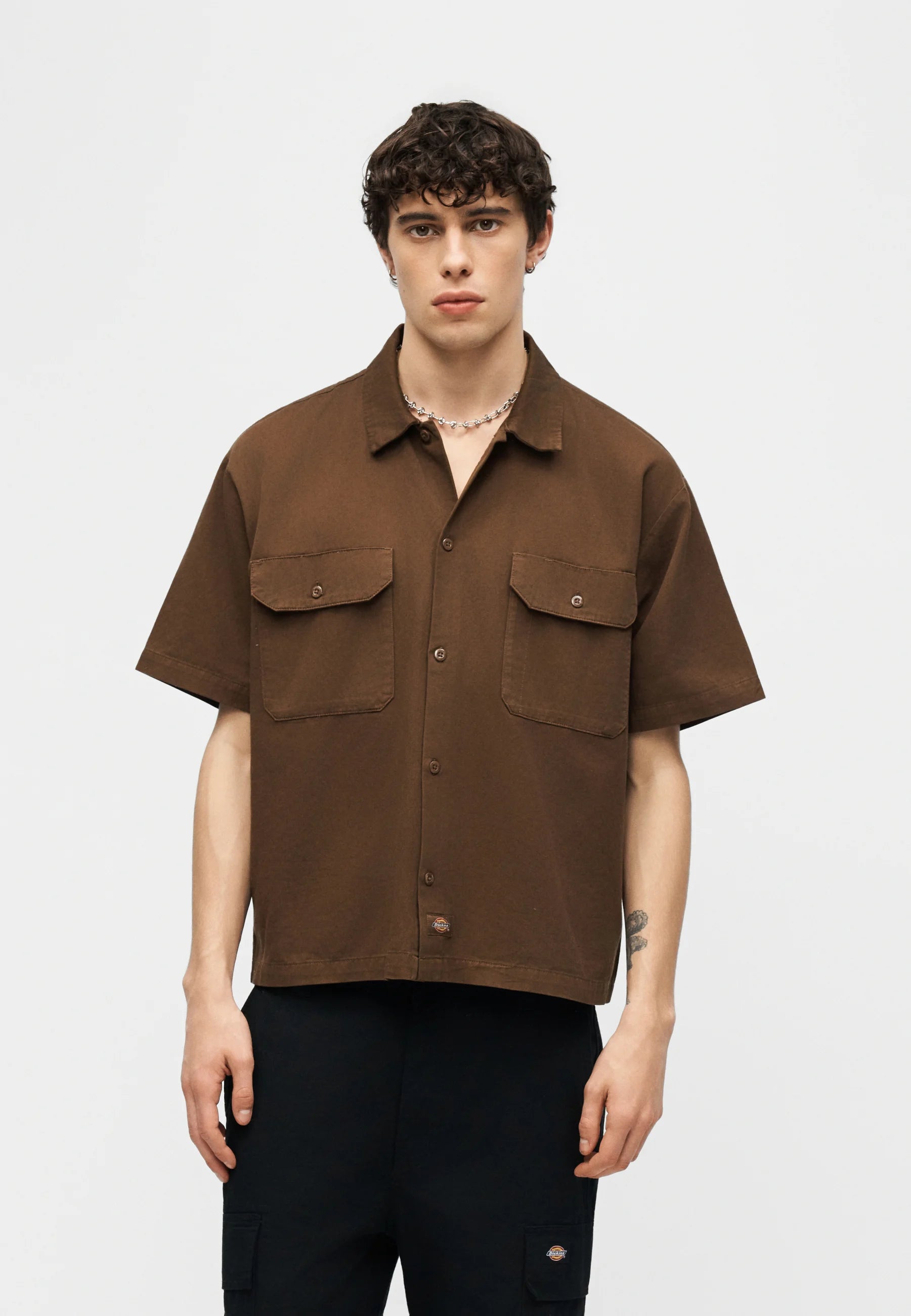CAMICIA A MANICHE CORTE IN COTONE MARRONE