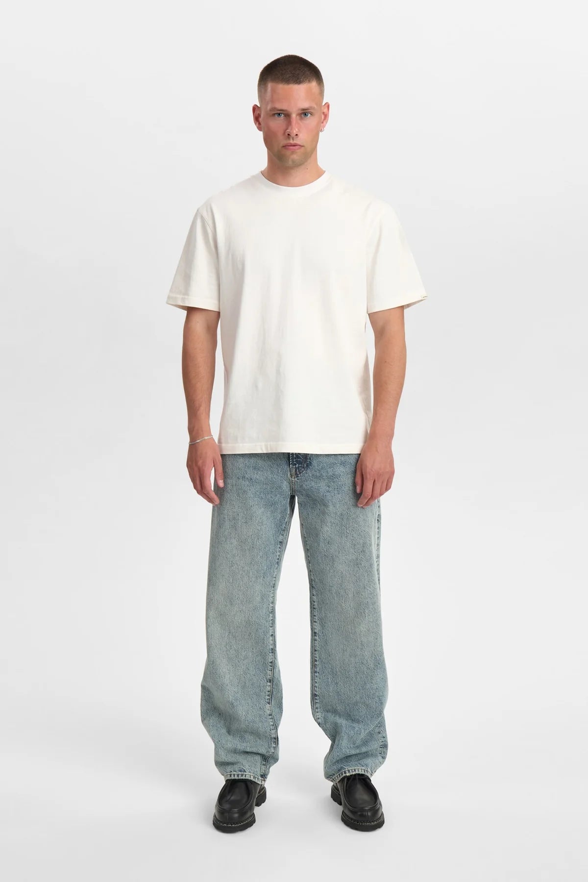 JEANS LOOSE FIT STONE WASH