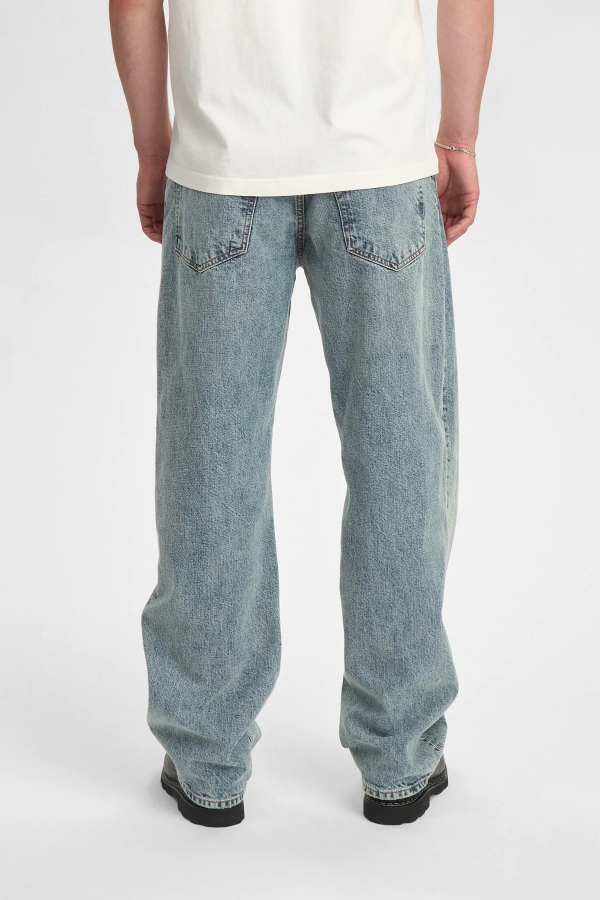 JEANS LOOSE FIT STONE WASH