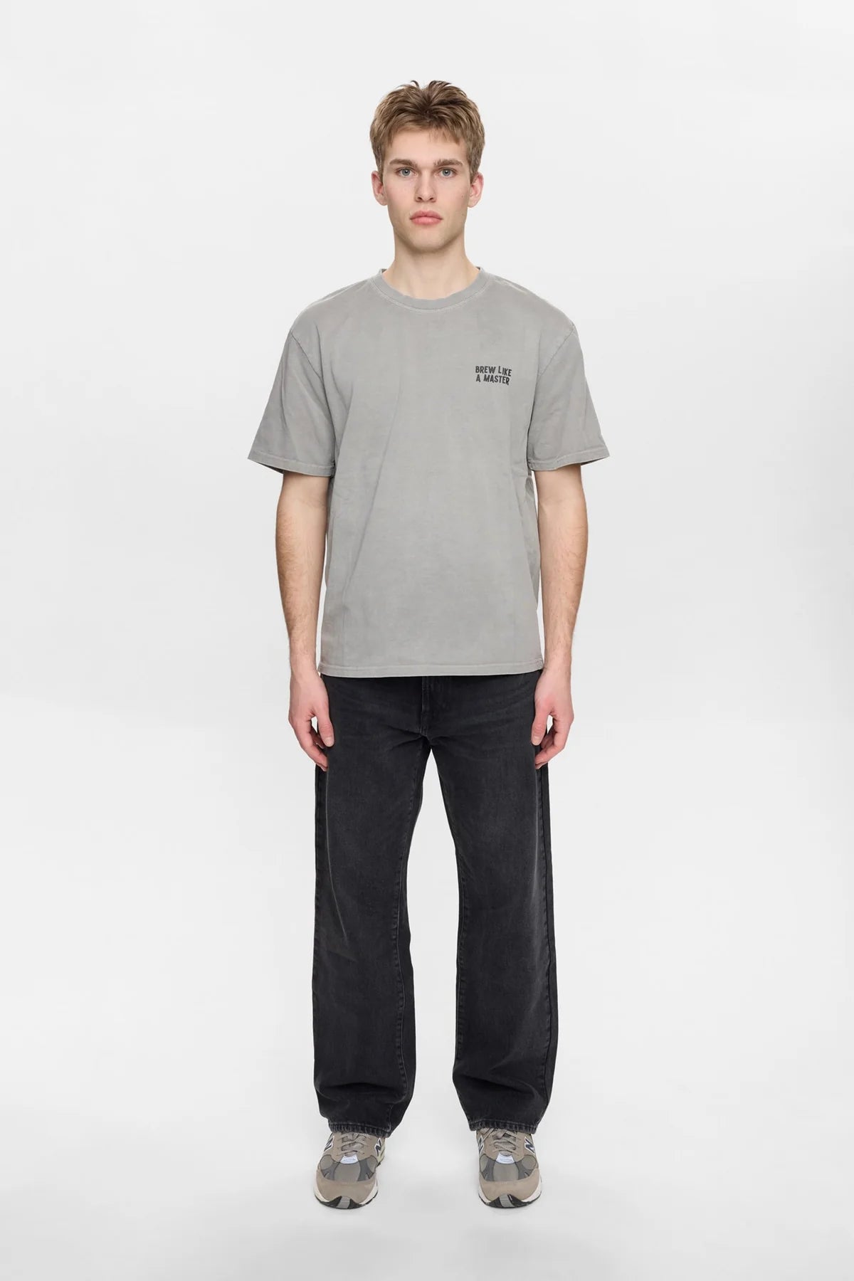 T-SHIRT CON GRAFICA IN COTONE GRIGIO