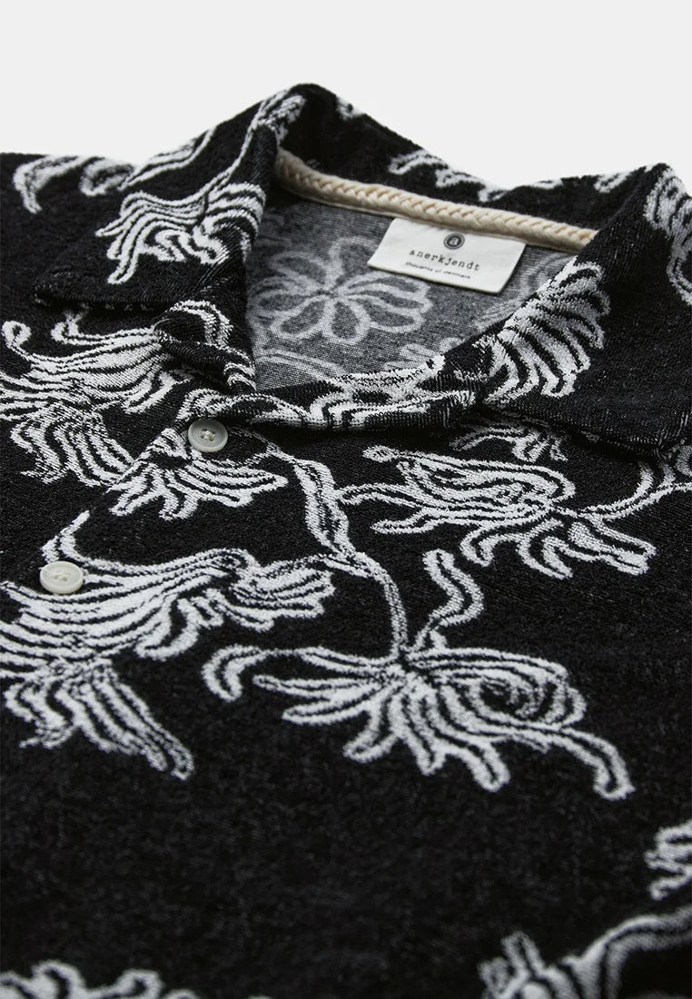 CAMICIA A MANICHE CORTE FLOREALE NERA