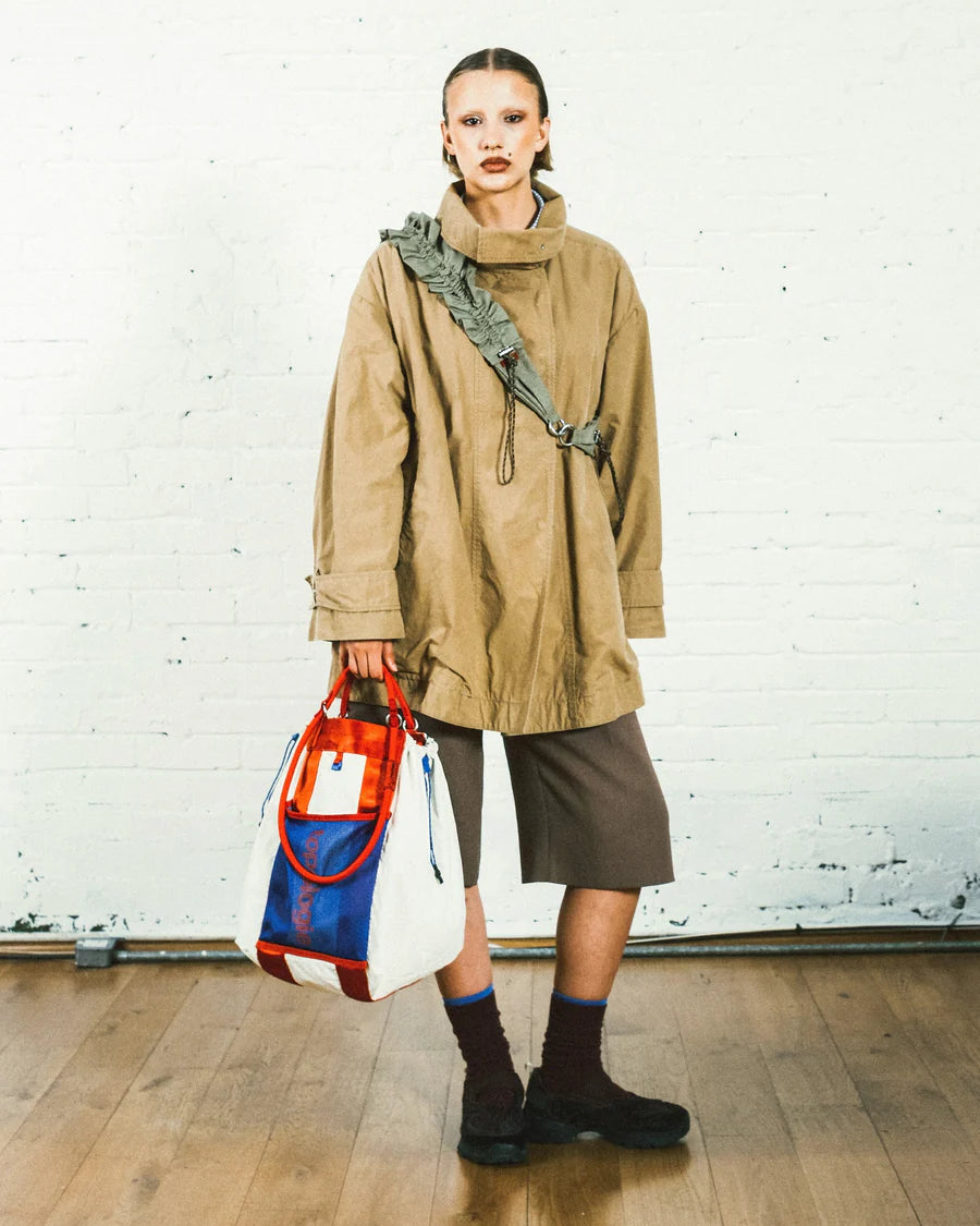 TOPOLOGIE - SUMMIT TOTE MEDIUM SATELLITE METALLIC