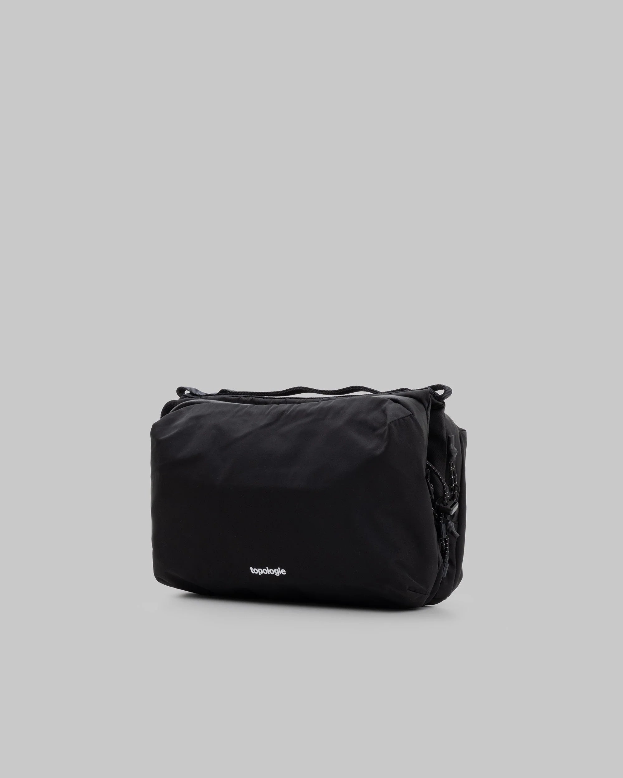 BOTTLE SACOCHE GRANDE NERO TECH SATEEN