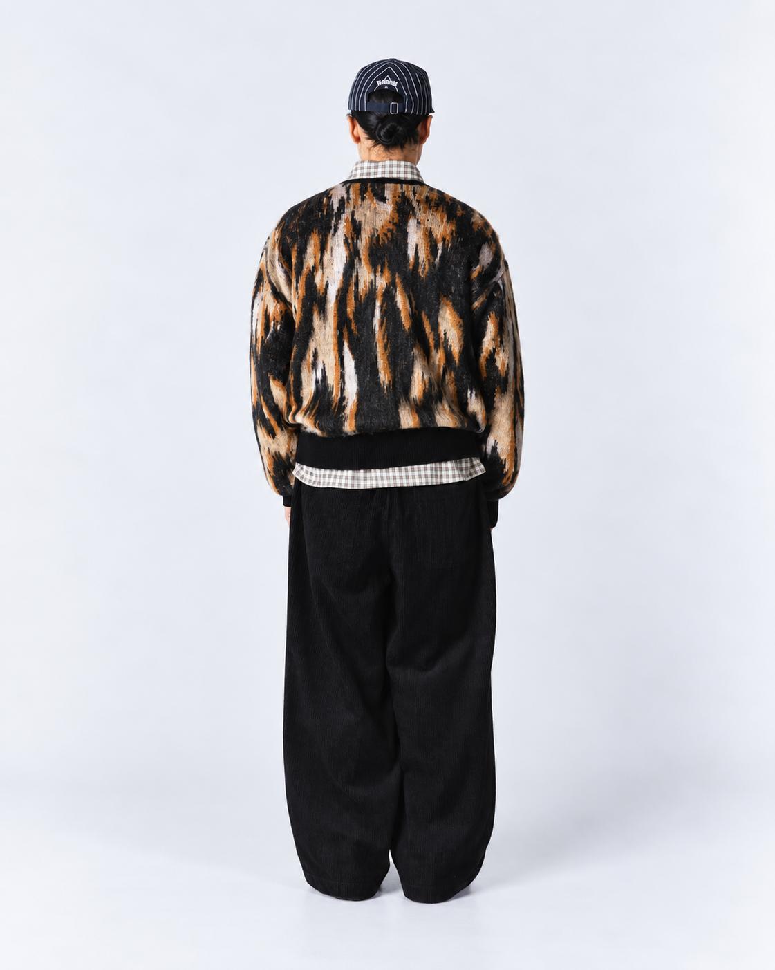 CARDIGAN LOOSE FIT IN MAGLIA SABBIA E NERO