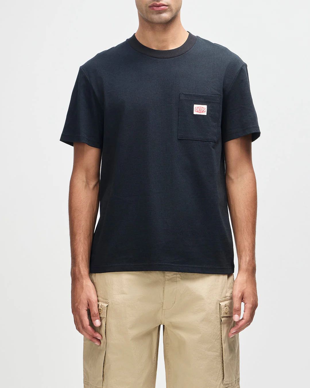 T-SHIRT CON TASCHINO IN COTONE NERO