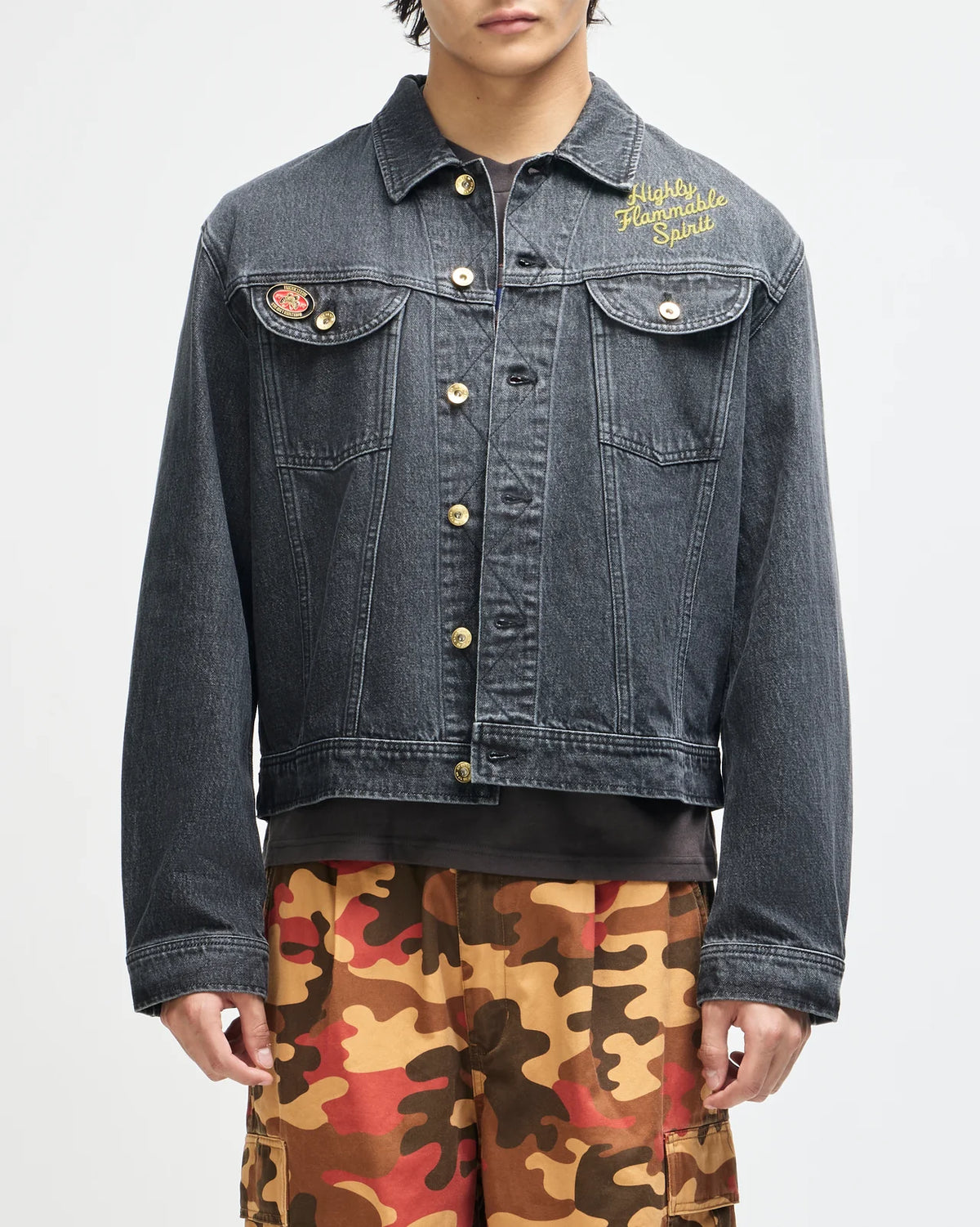 GIACCA TRUCKER DENIM IN COTONE NERO WASHED