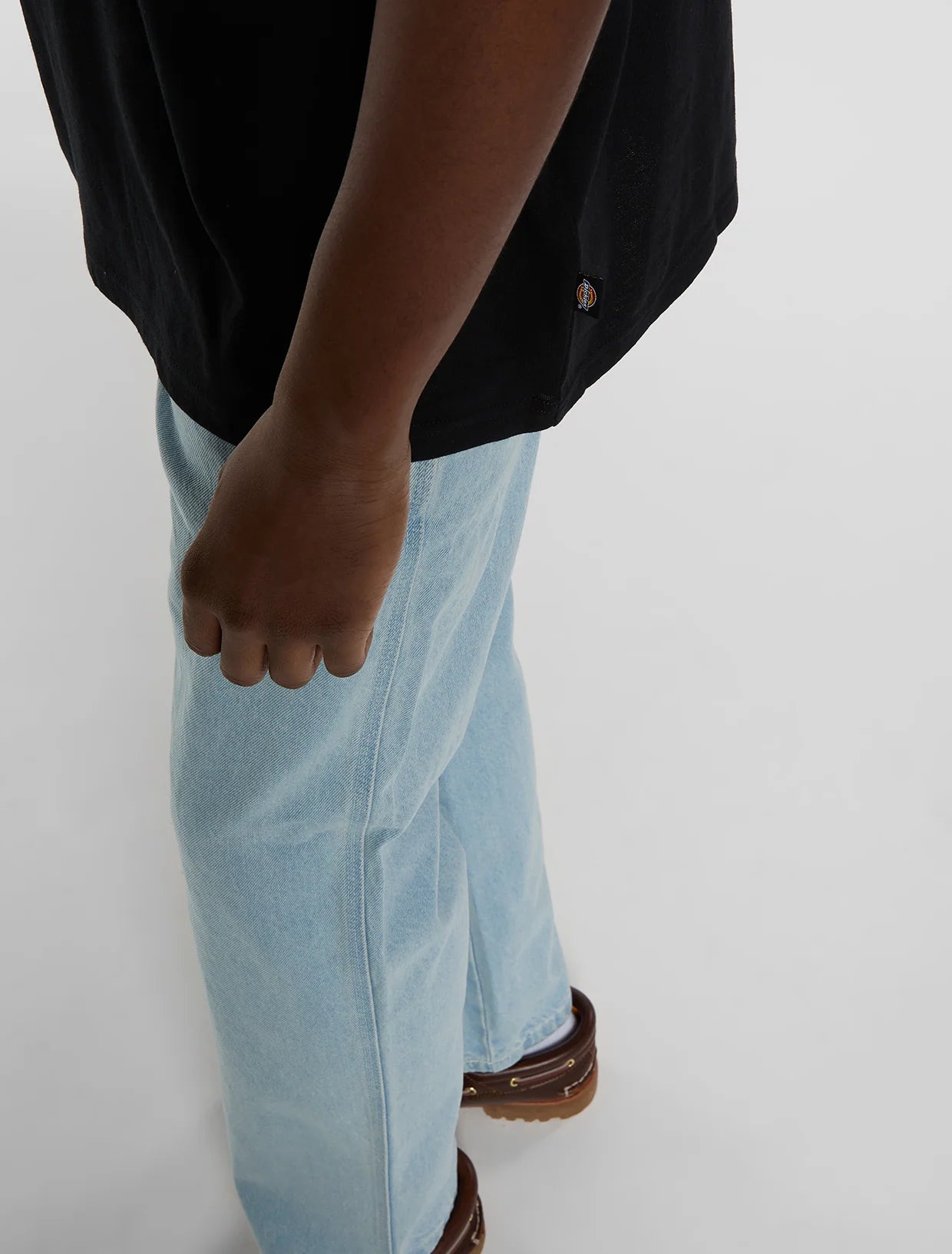 T-SHIRT THORNVILLE IN COTONE NERO