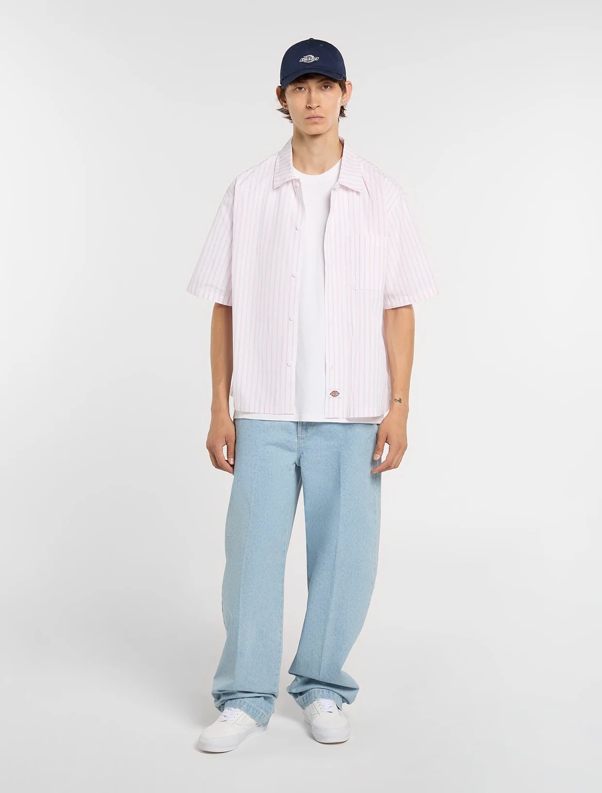 CAMICIA A MANICHE CORTE A RIGHE BIANCA E ROSA
