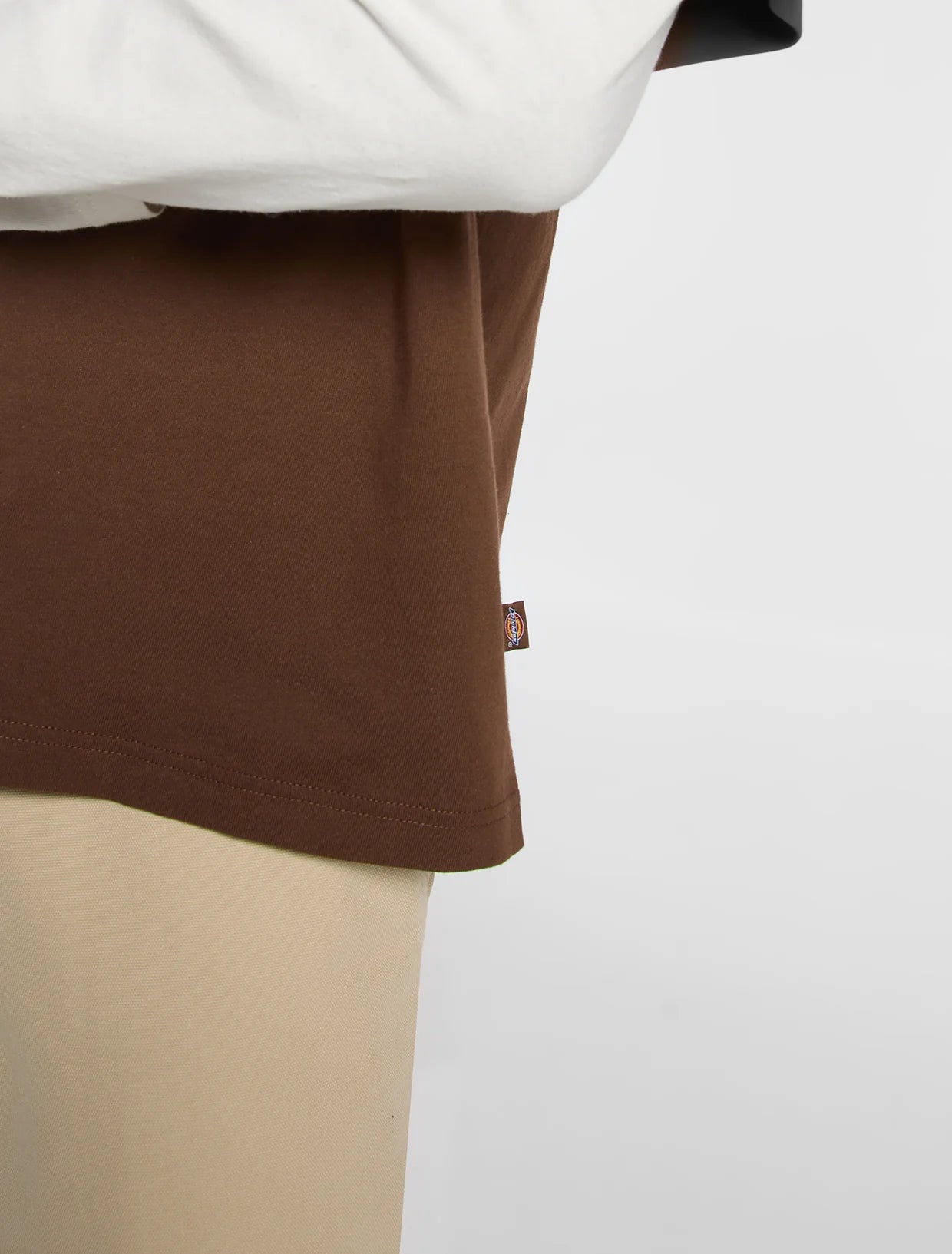 T-SHIRT 2-IN-1 MARRONE LEGNO