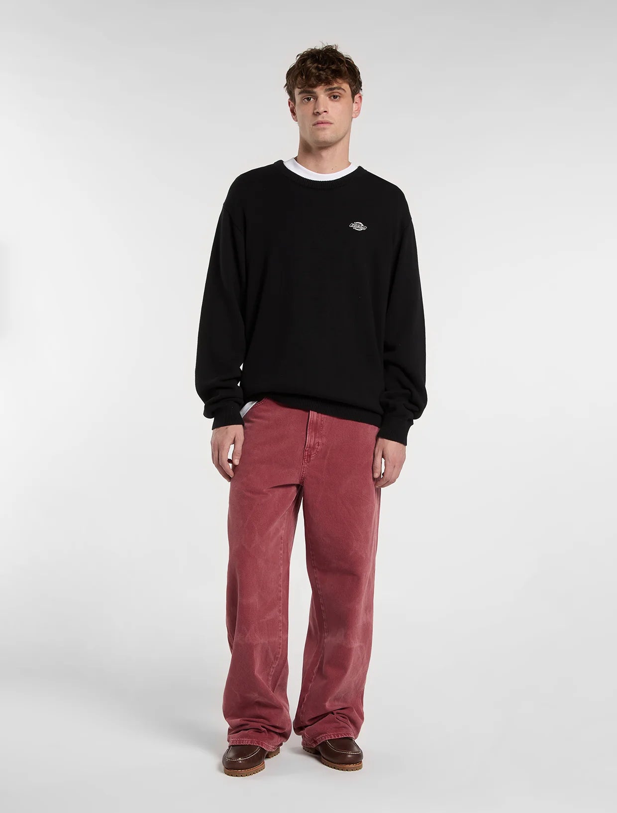 JEANS DRITTI BAGGY ROSSO GRANATO