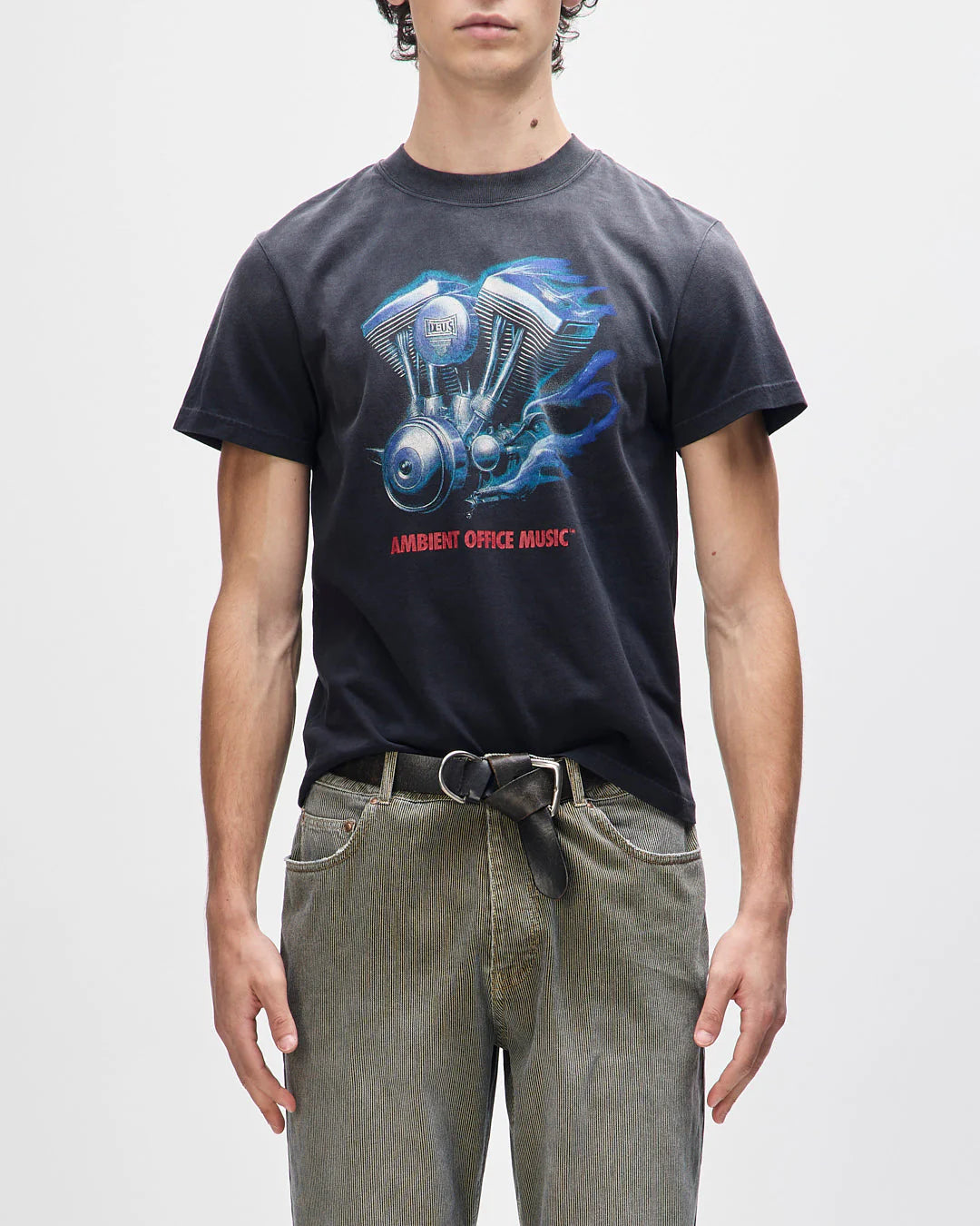 DEUS - PRODUCTIVE HUM