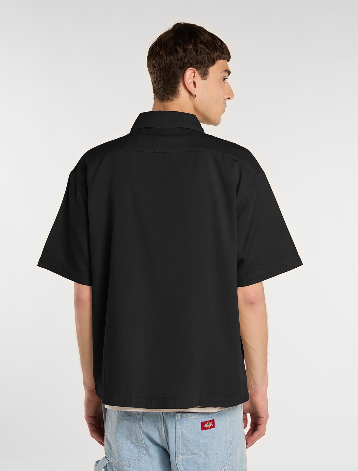 CAMICIA A MANICHE CORTE NERA