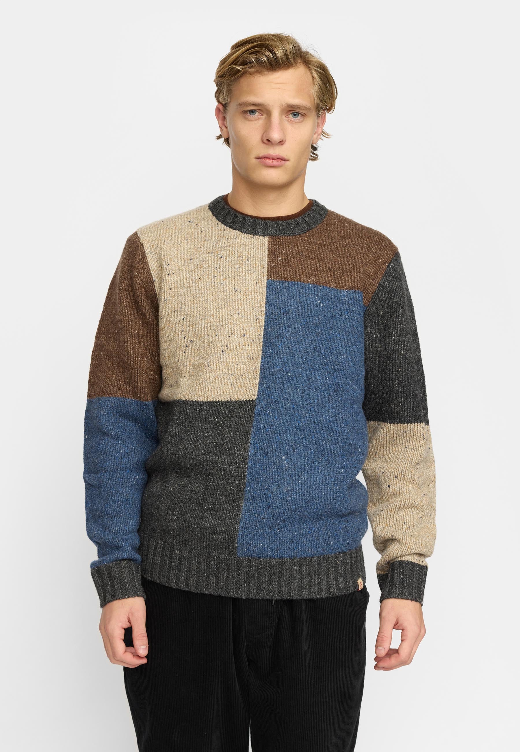REVOLUTION - KNIT SWEATER