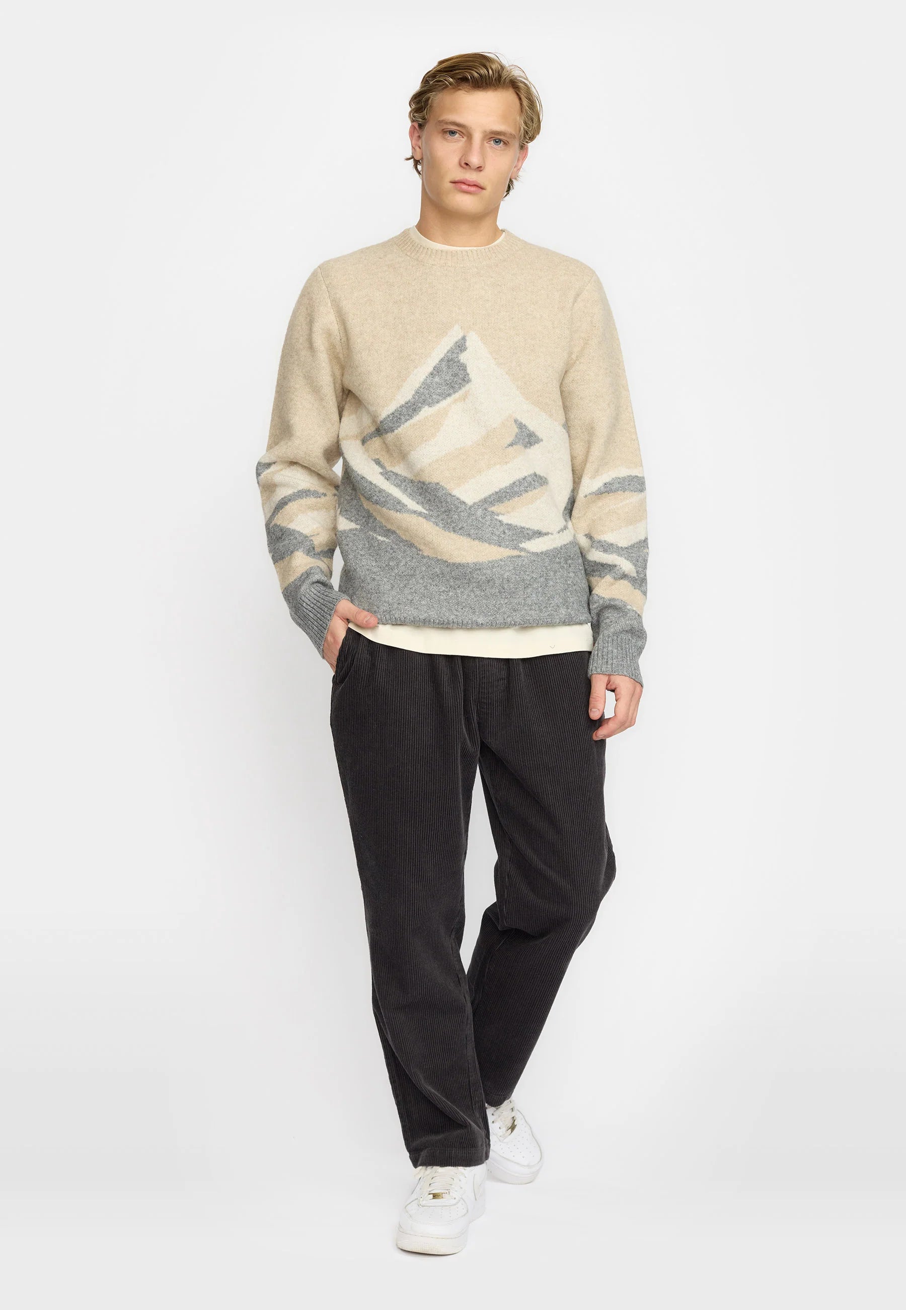 REVOLUTION - KNIT SWEATER