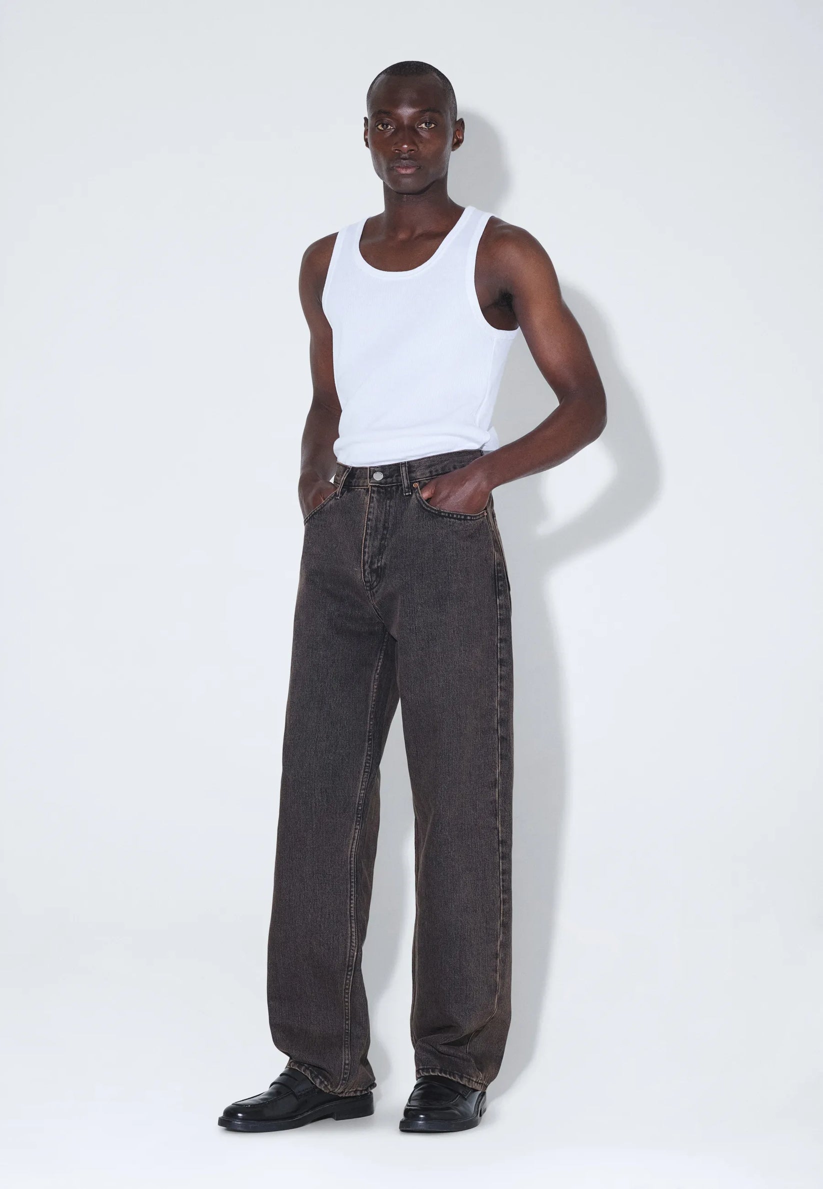 JEANS RELAXED SLAVATO GRIGIO/MARRONE