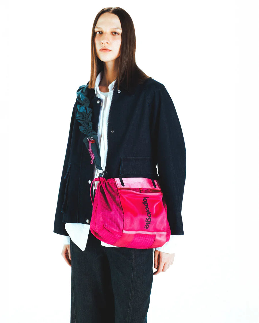 SUMMIT TOTE PICCOLA BLU PETROLIO TECH SATEEN