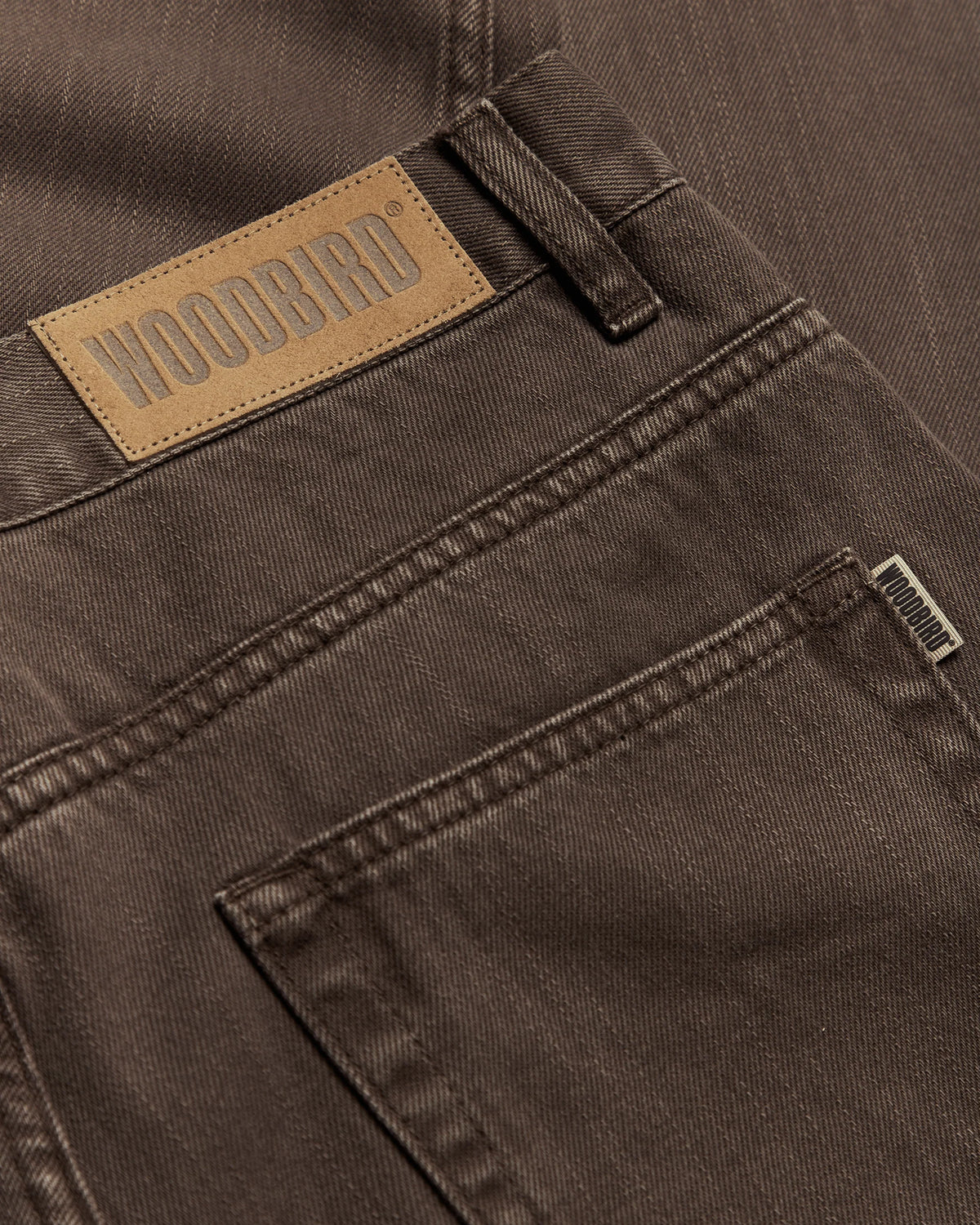 JEANS LOOSE FIT IN COTONE MARRONE WASHED