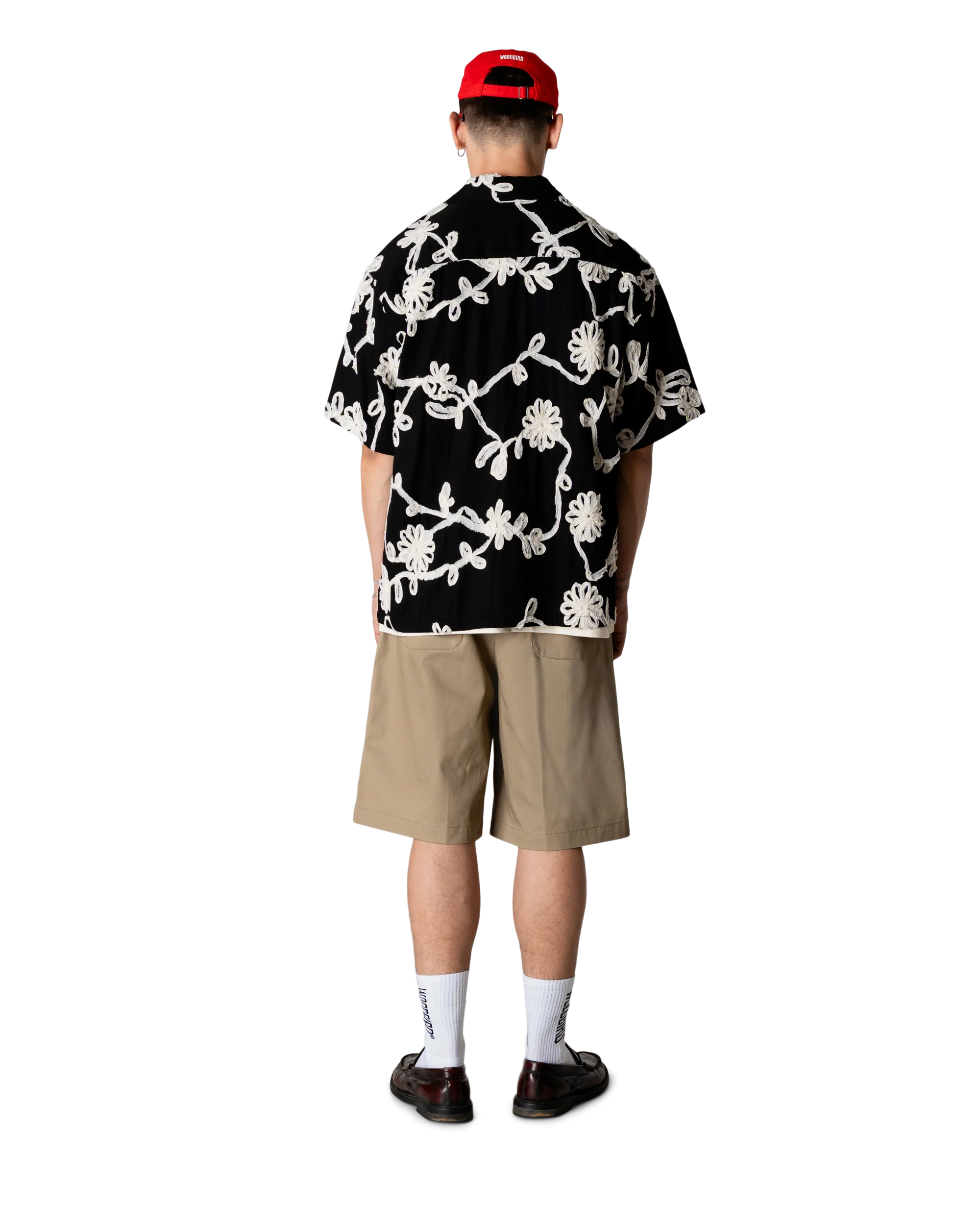 CAMICIA A MANICHE CORTE FLOREALE NERA E BIANCA
