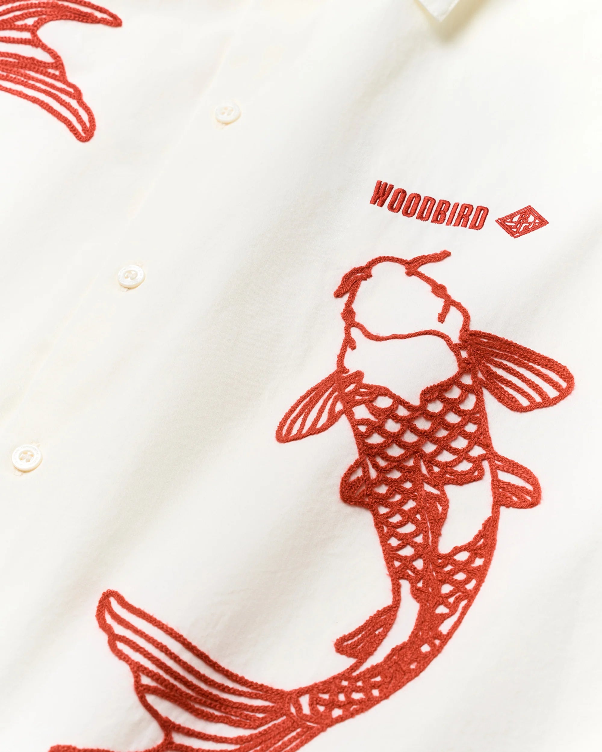 CAMICIA A MANICHE CORTE CARPE KOI IN COTONE OFF WHITE