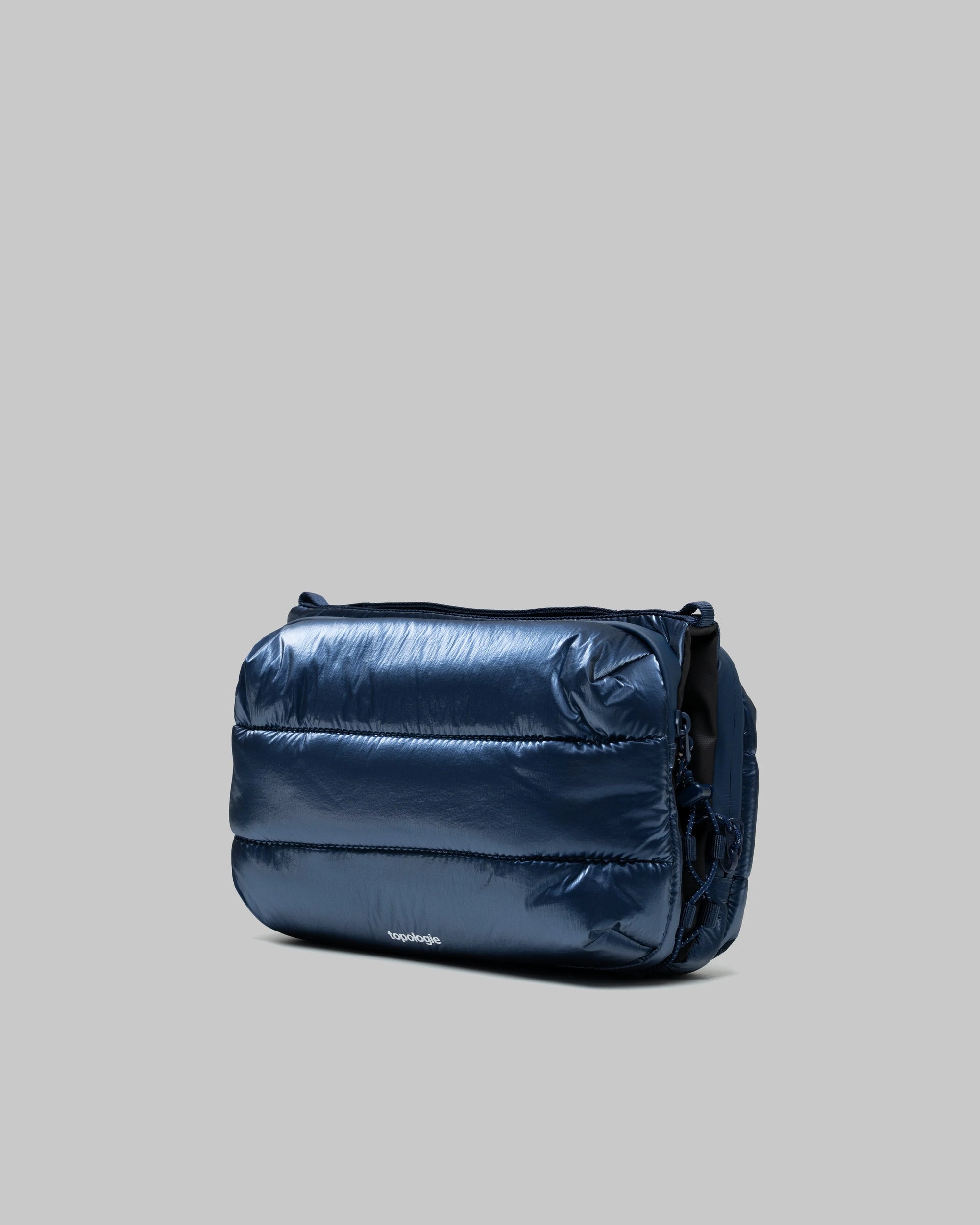 TOPOLOGIE - BOTTLE SACOCHE LARGE MARINE BLUE METALLIC HIGH LUSTRE