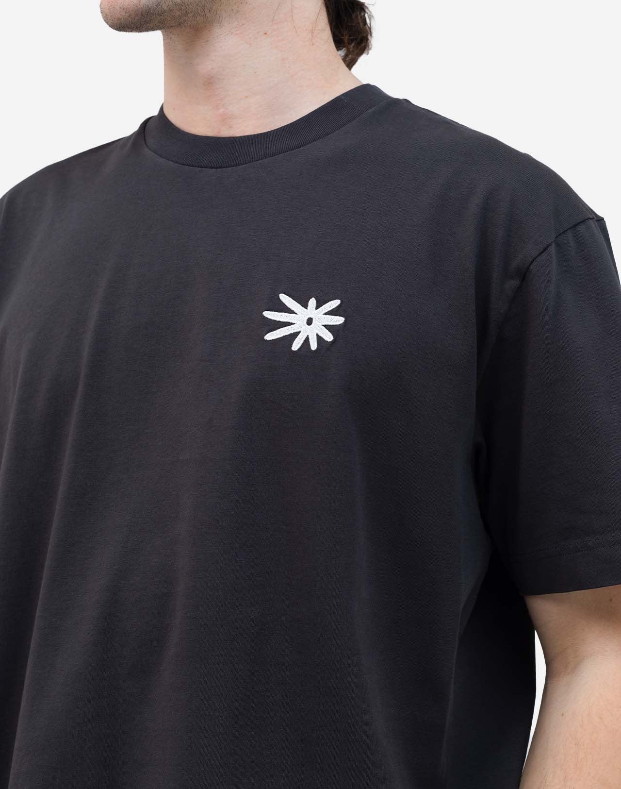 T-SHIRT FLOWER IN COTONE NERO CARBONE