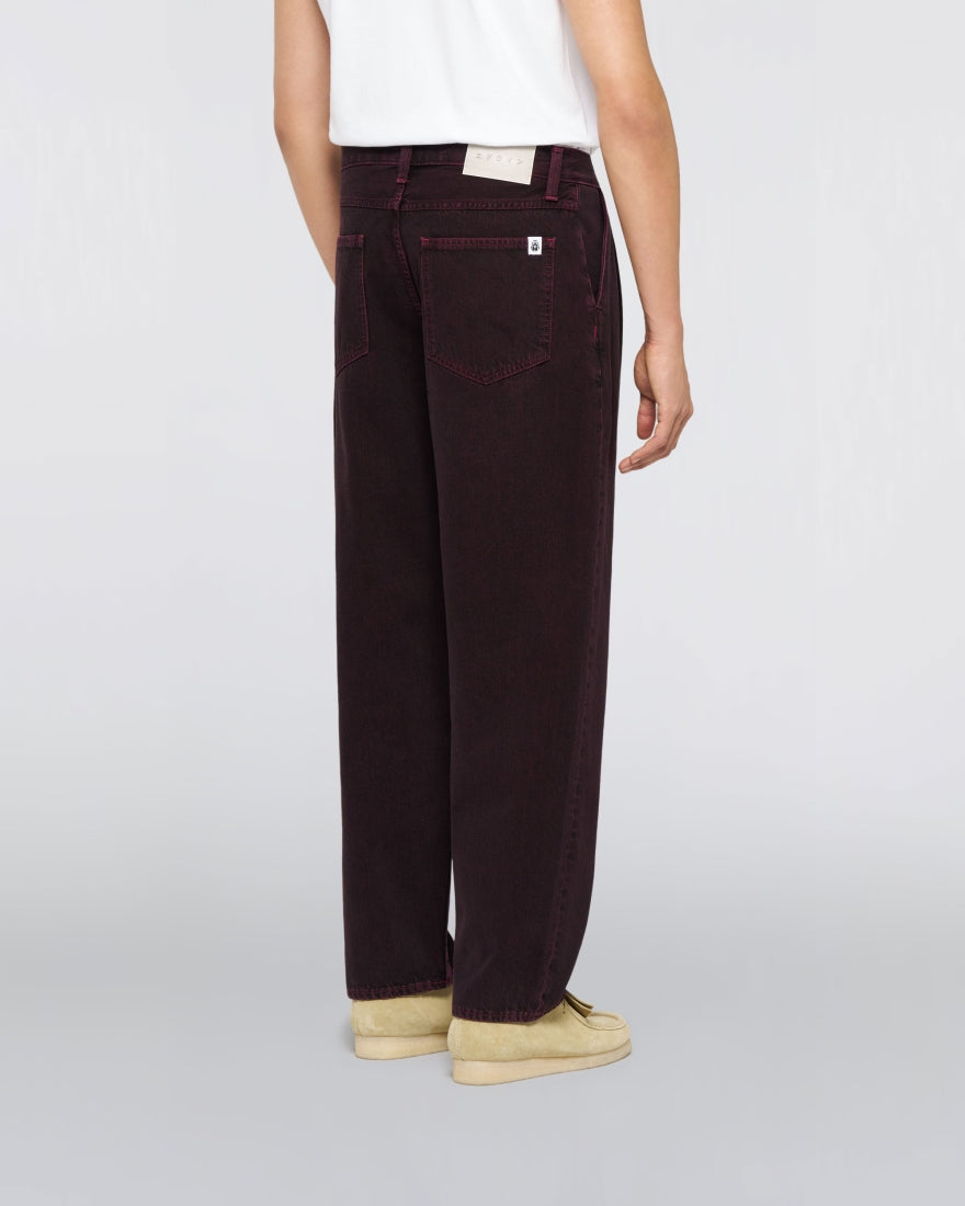 DENIM FIT MORIBIDO IN COTONE BORDEAUX OVERDYED