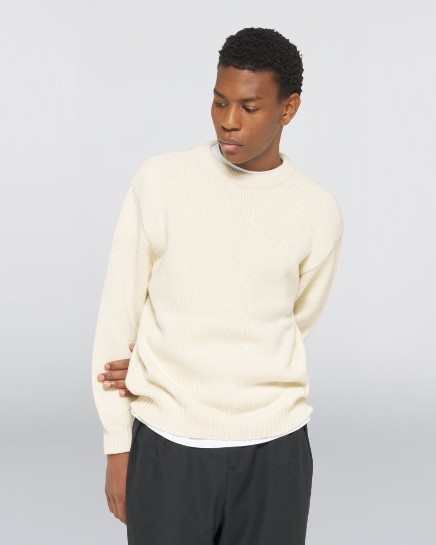 MAGLIONE BOXY FIT IN LANA BIANCO E AZZURRO