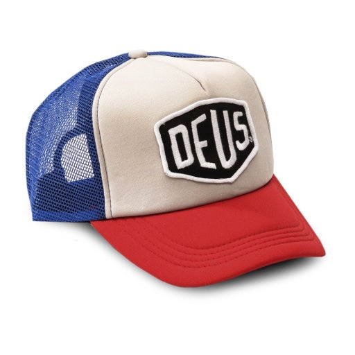 CAPPELLINO CON RETE E PATCH RICAMATA BLU/ROSSO